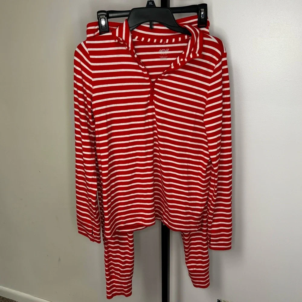 Aerie Red and White Striped Pajama Set Women’s Size Large‎